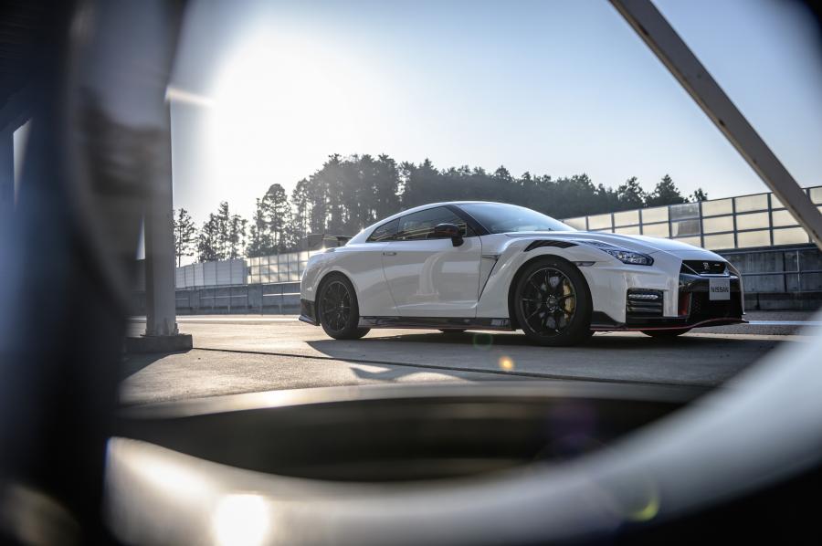  Nissan GT-R Nismo (R35) 2019 года  (JP) (фото 11 из 27)